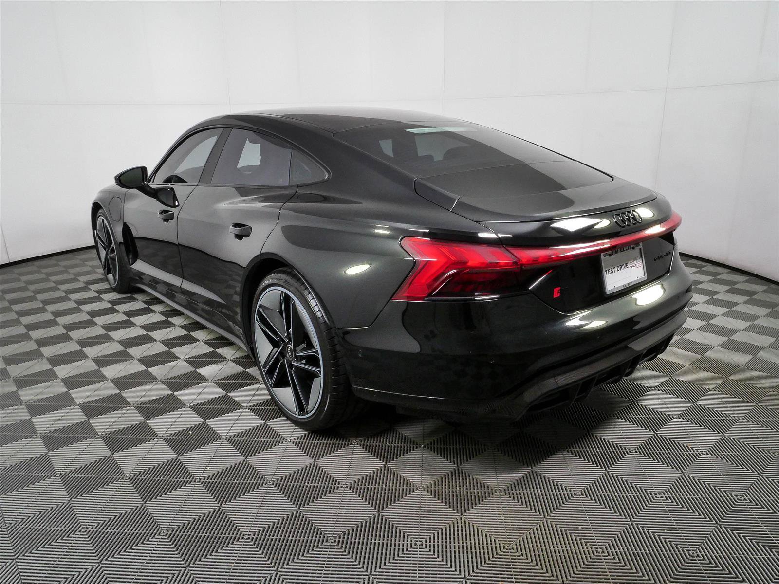 Used 2023 Audi RS e-tron GT w/ Ceramic Brake Package AWD/4WD image 30