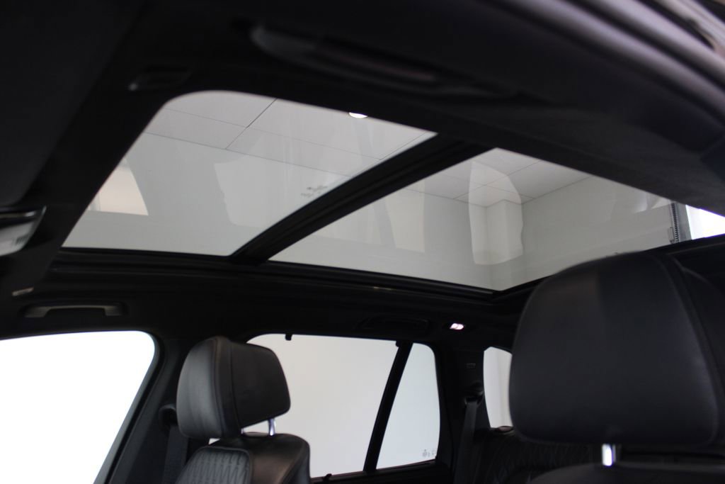 Used 2023 BMW X5 M50i AWD/4WD image 26