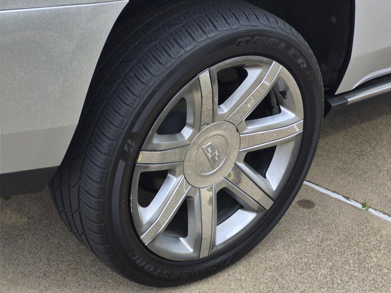 Certified 2020 Cadillac Escalade Premium Luxury image 7