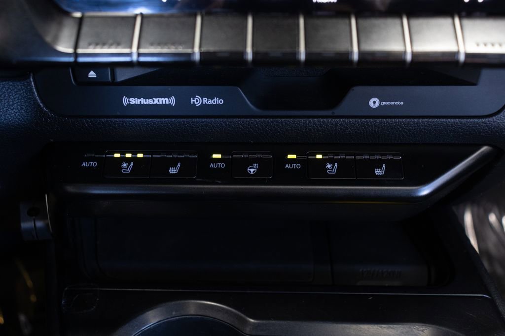 Used 2020 Lexus UX 200 w/ Premium Package FWD image 31