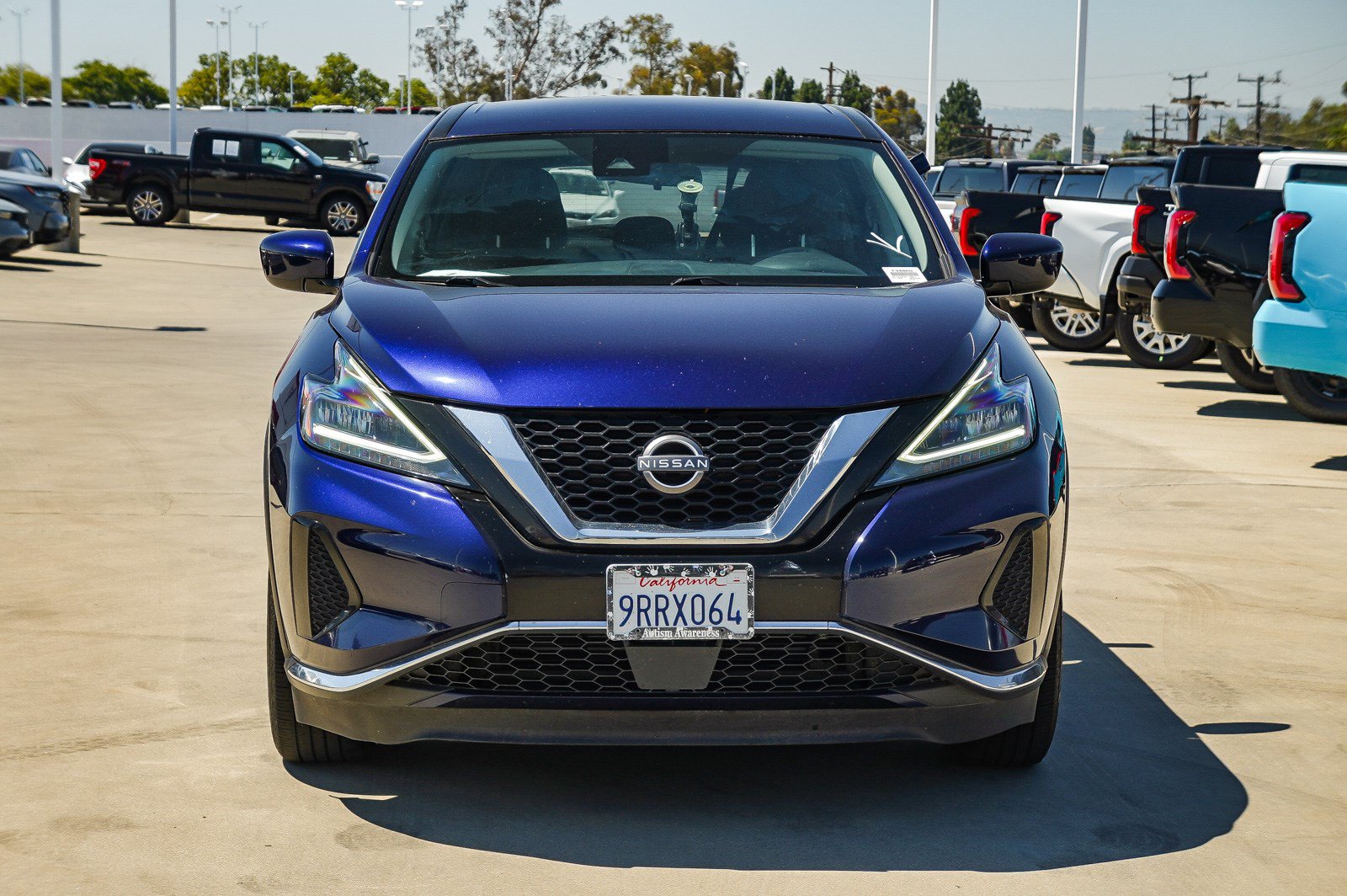 Used 2023 Nissan Murano S AWD/4WD image 2