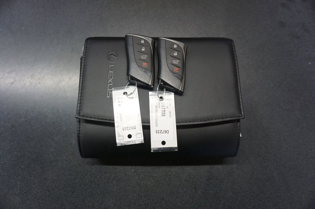 Used 2023 Lexus RX 350 Premium Plus w/ Accessory Package AWD/4WD image 18