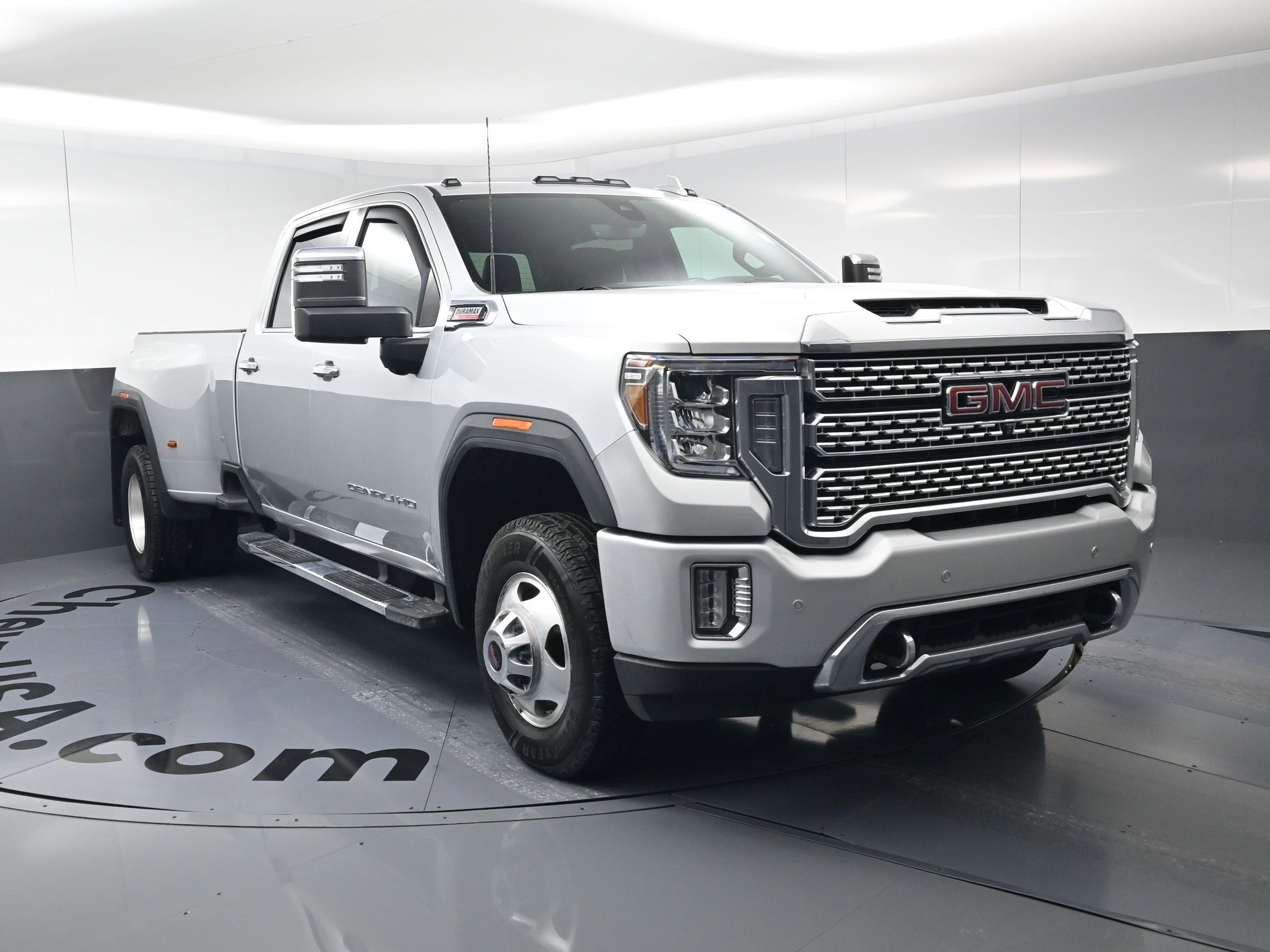 Certified 2021 GMC Sierra 3500 Denali w/ Denali Ultimate Package image 3