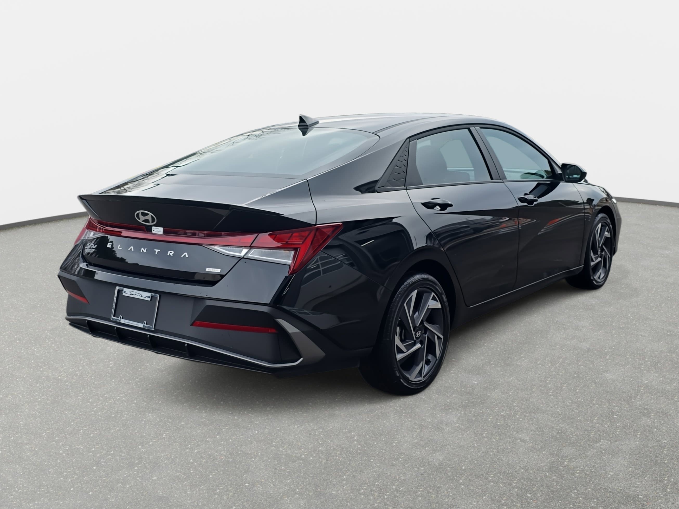 Certified 2025 Hyundai Elantra SEL FWD image 5
