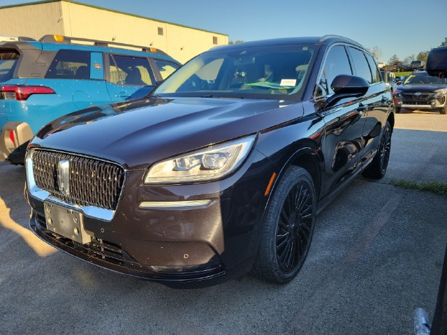 Used 2021 Lincoln Corsair Reserve w/ Equipment Group 201A FWD image 2