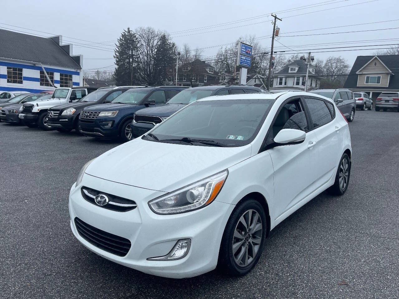 Used 2015 Hyundai Accent Sport w/ Option Group 04 image 2