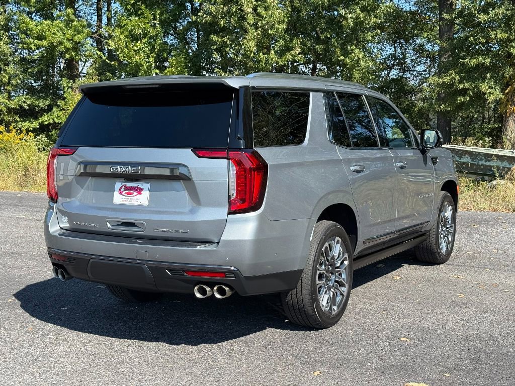 Used 2024 GMC Yukon Denali Ultimate image 11