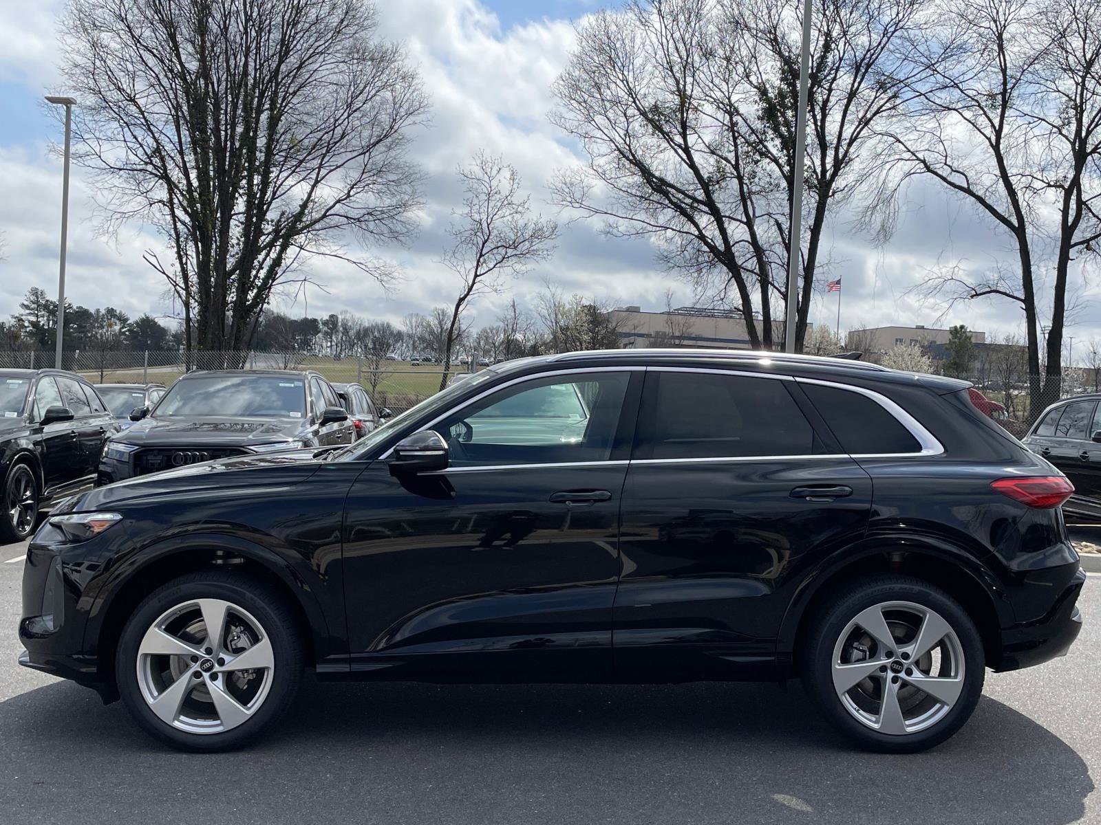 New 2025 Audi Q5 Premium Plus image 4