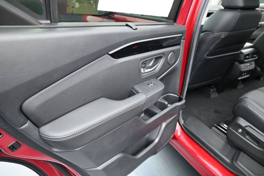 Certified 2026 Honda Pilot EX-L image 17