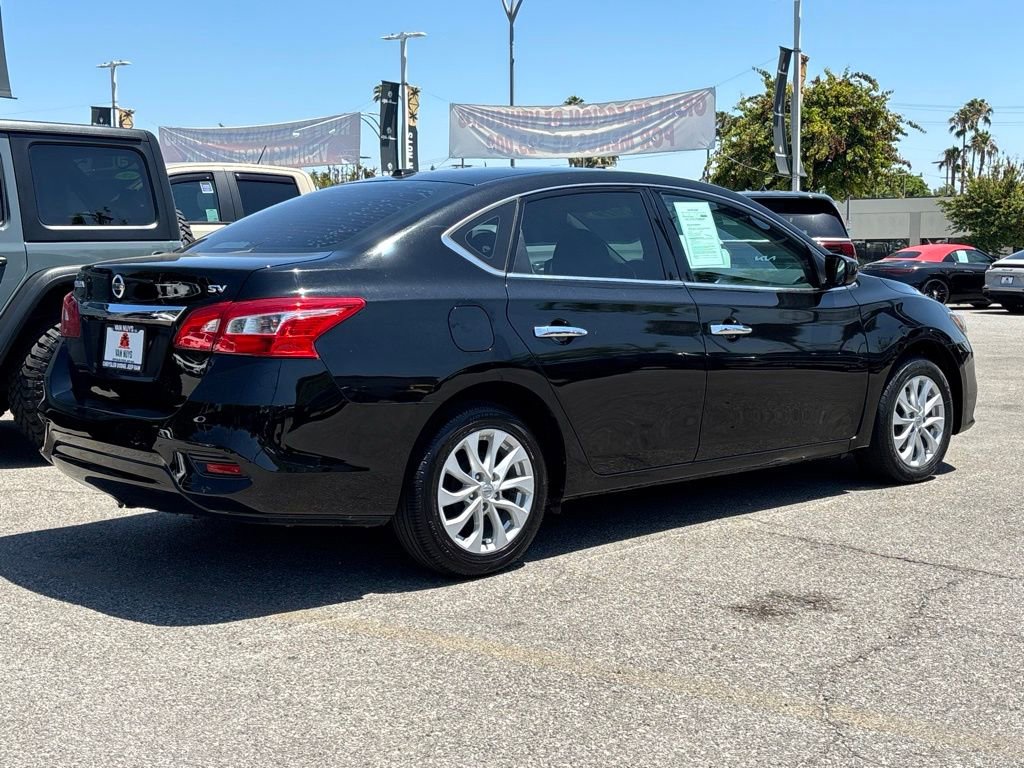 Used 2019 Nissan Sentra SV FWD image 4