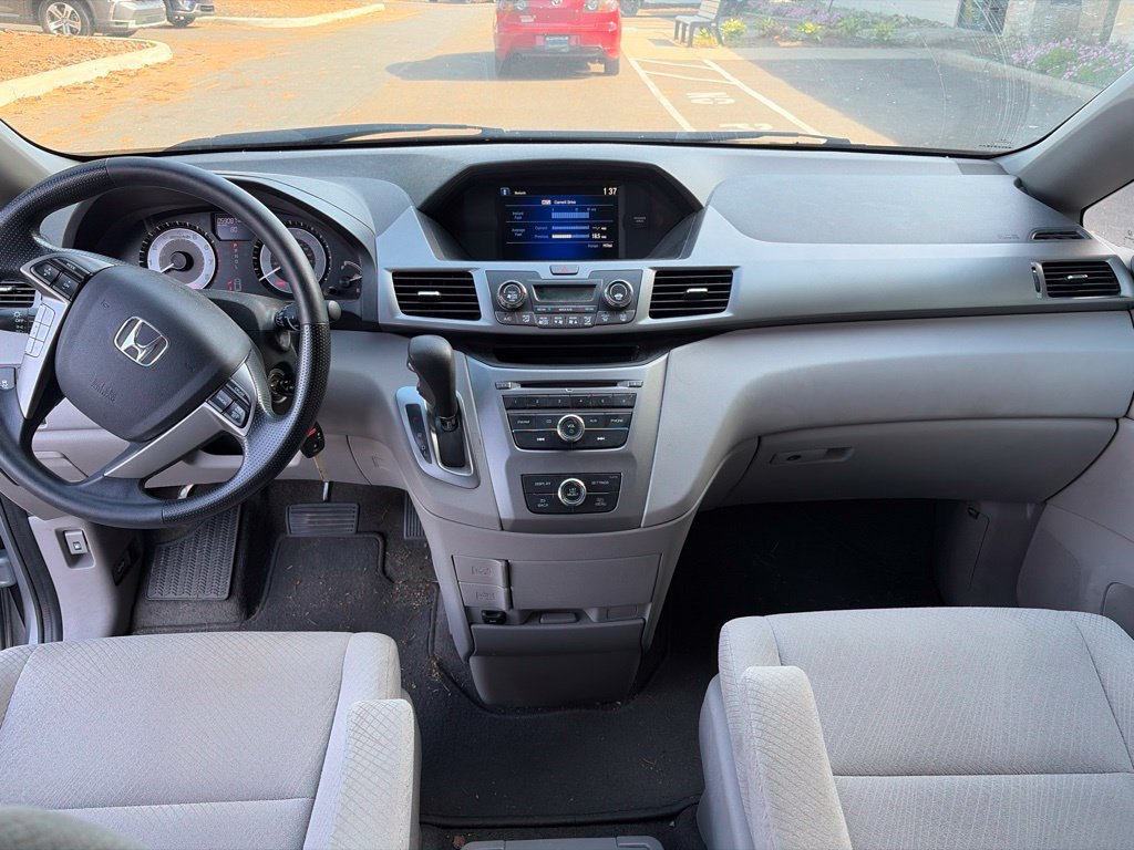 Used 2016 Honda Odyssey LX image 22