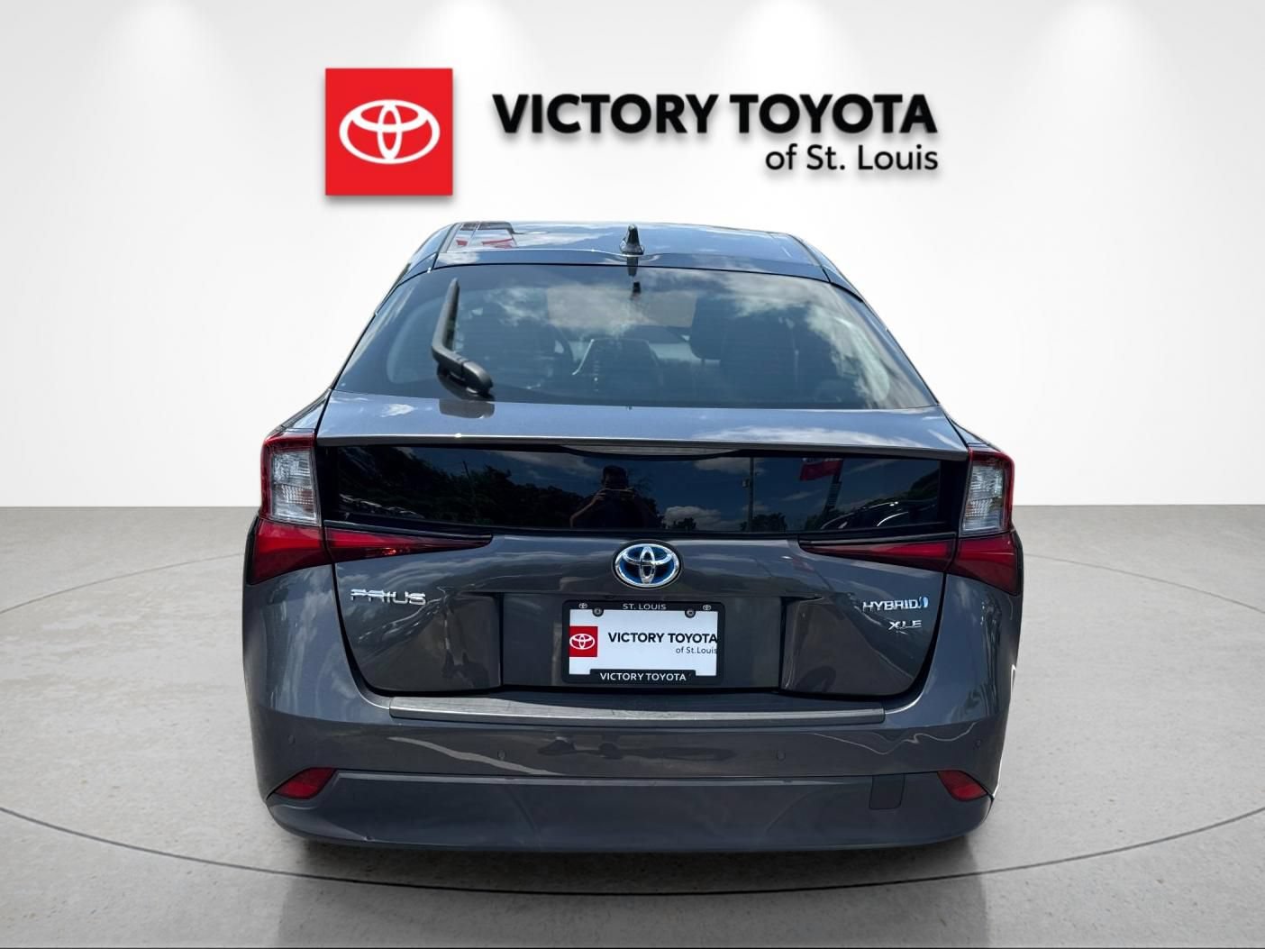 Used 2022 Toyota Prius XLE FWD image 4