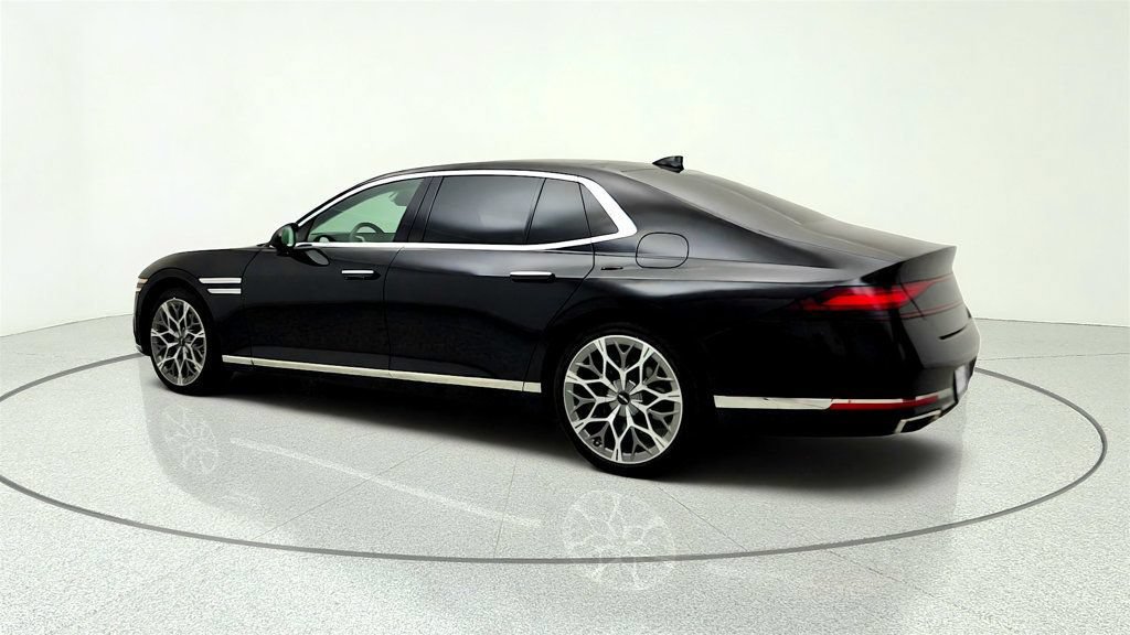 Used 2025 Genesis G90 3.5T AWD/4WD image 7