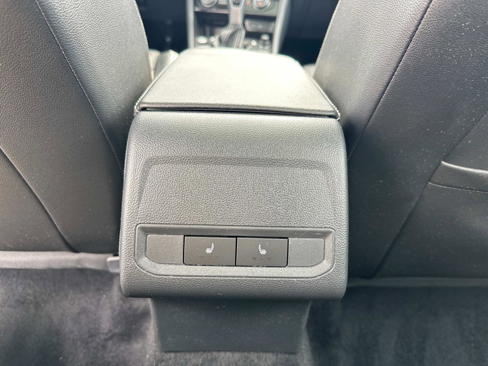 Used 2022 Volkswagen Jetta SEL image 14