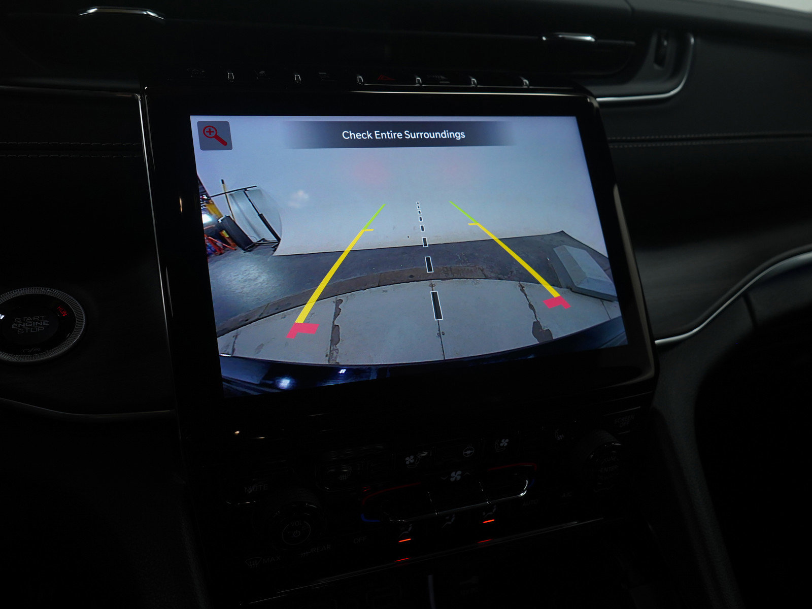 Used 2023 Jeep Grand Cherokee Overland w/ Luxury Tech Group IV image 24