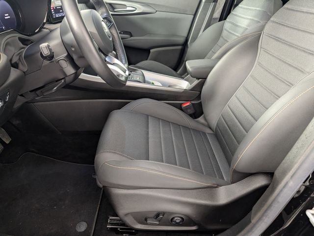 Used 2024 Alfa Romeo Tonale Ti image 14