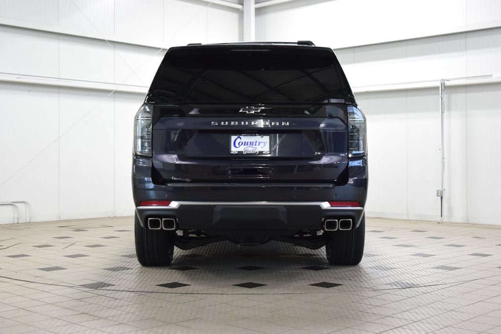 New 2026 Chevrolet Suburban High Country AWD/4WD image 7