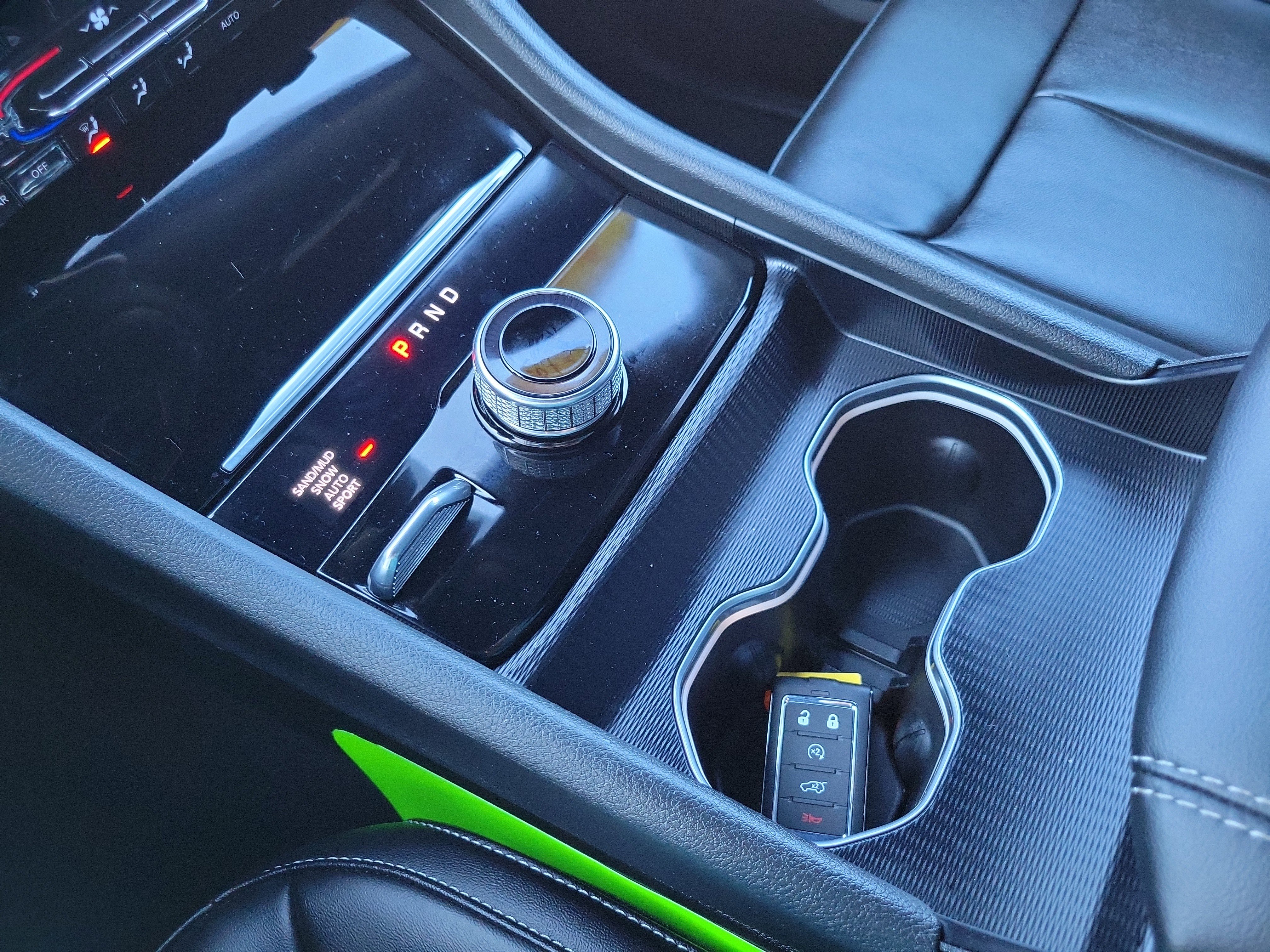 Used 2025 Jeep Grand Cherokee Limited w/ Trailer Tow Package image 17