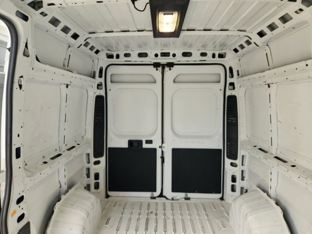 Used 2025 RAM ProMaster 2500 w/ Convenience Group FWD image 31