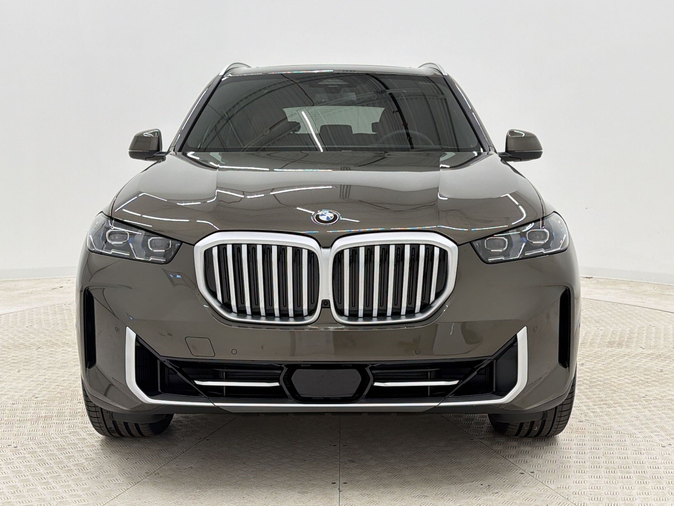 New 2026 BMW X5 xDrive40i w/ Climate Comfort Package AWD/4WD image 6