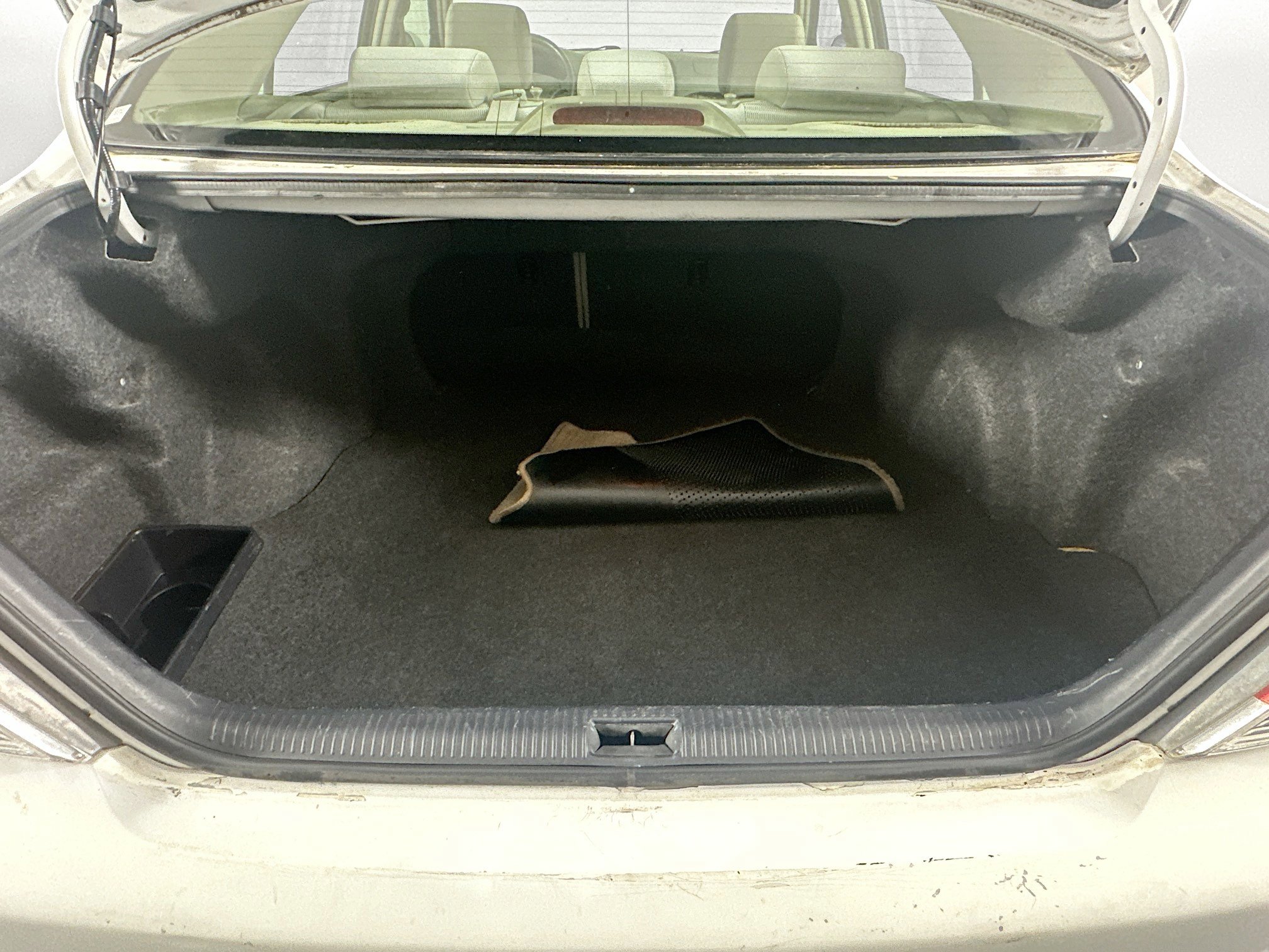 Used 2006 Toyota Camry LE FWD image 25