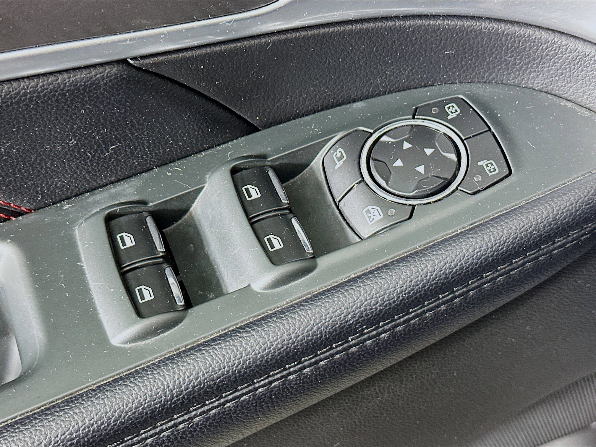 Used 2017 Ford Explorer Sport w/ Equipment Group 401A image 15