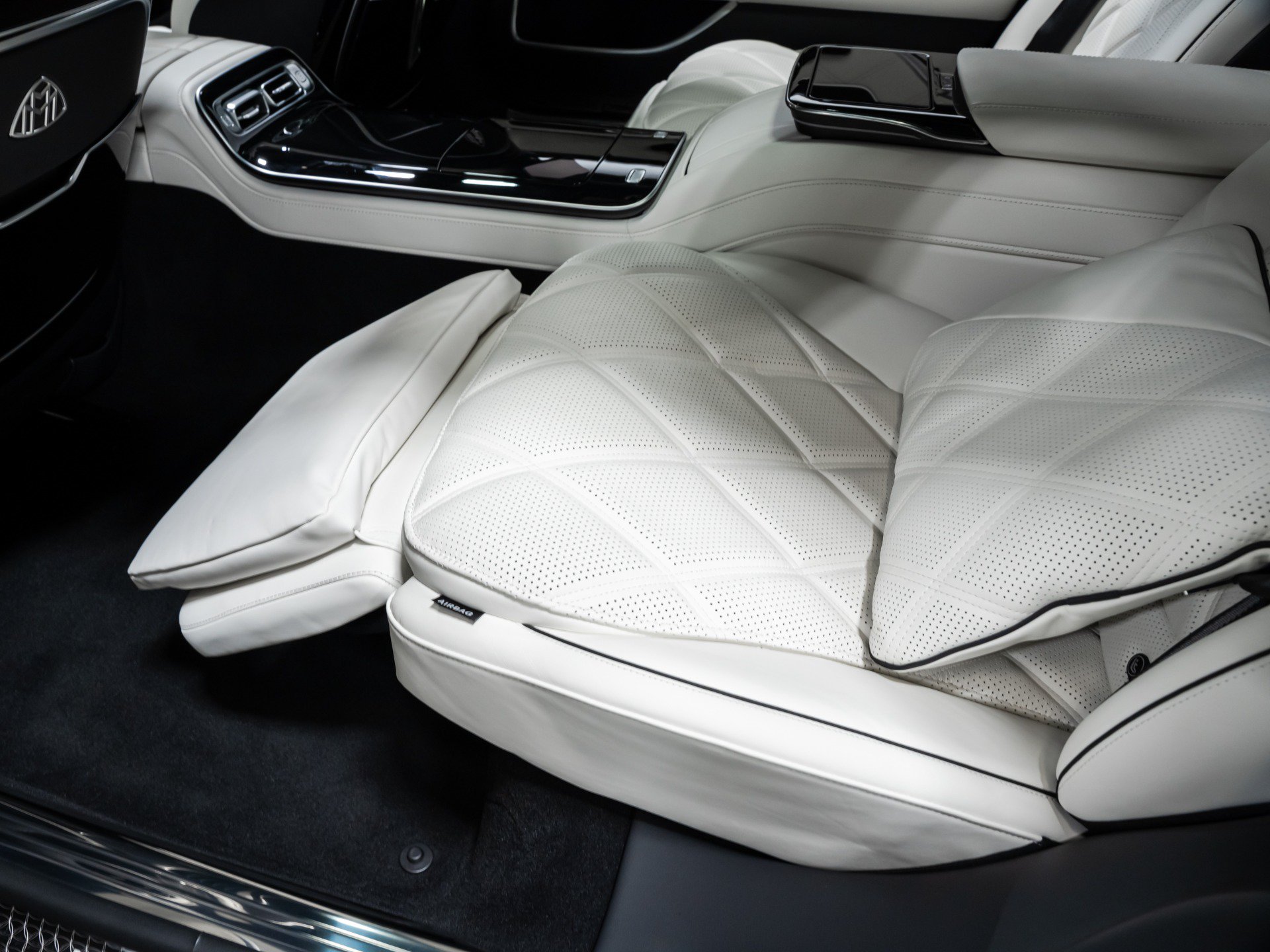 Used 2024 Mercedes-Benz Maybach S 680 4MATIC image 71