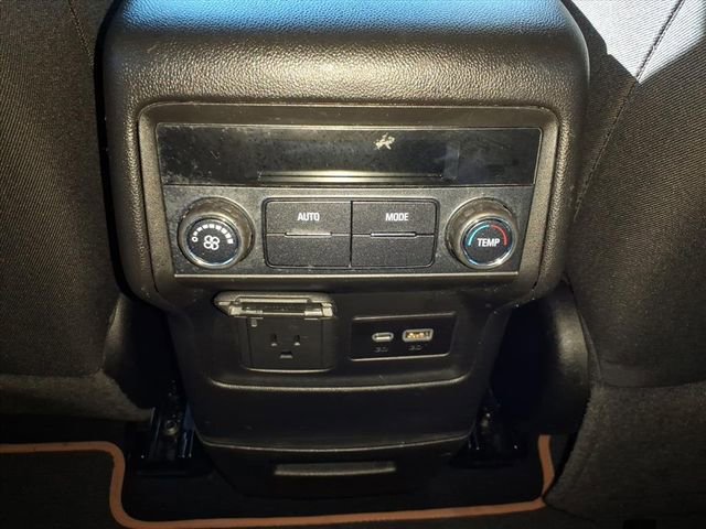 Used 2021 GMC Acadia AT4 image 17