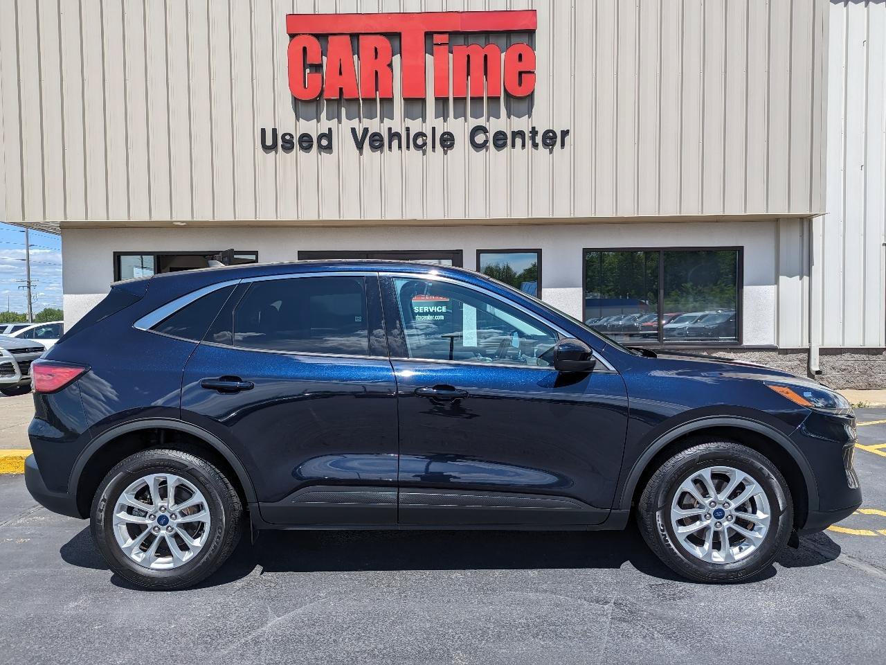 Used 2021 Ford Escape SE AWD/4WD image 1