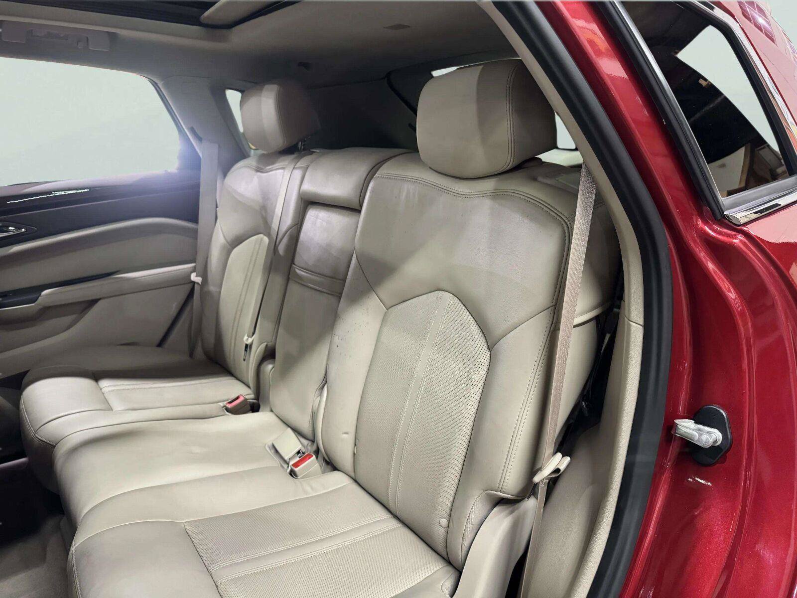 Used 2013 Cadillac SRX Performance FWD image 33