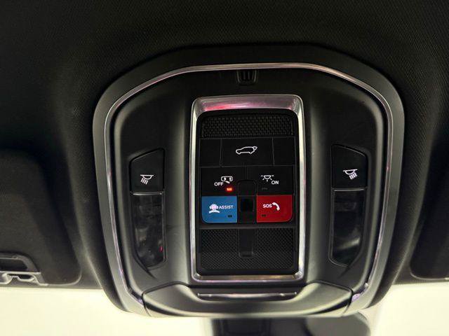 Certified 2023 Jeep Grand Cherokee Altitude AWD/4WD image 20