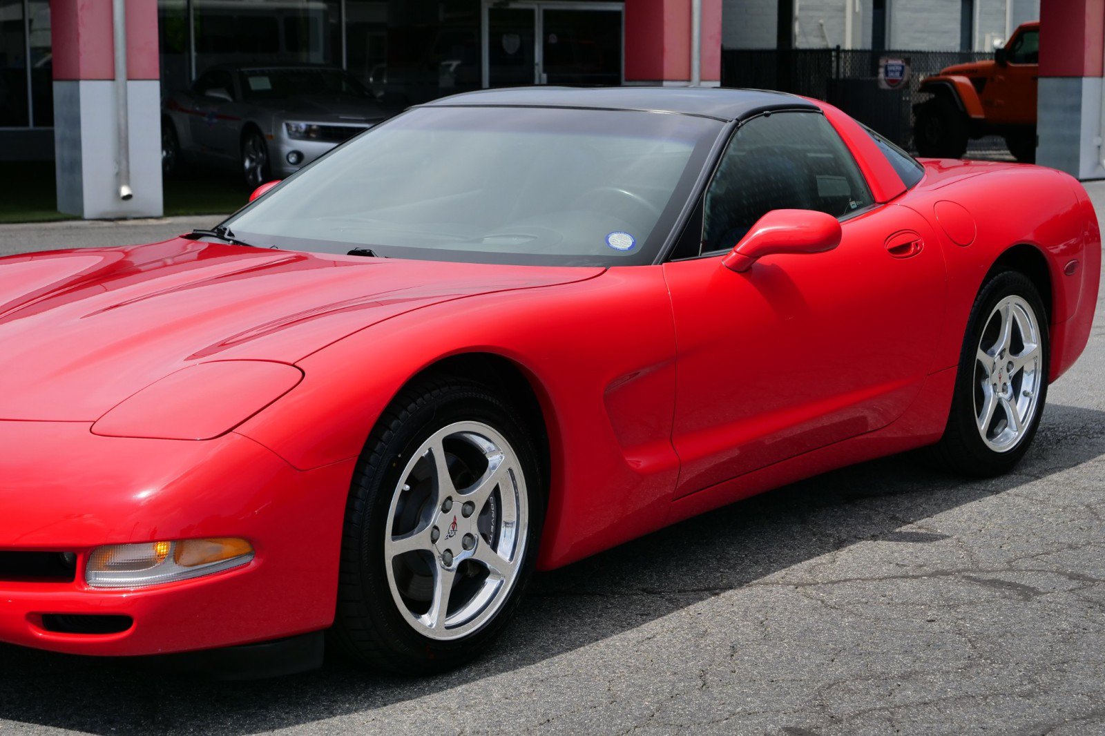 Used 2002 Chevrolet Corvette Coupe w/ Preferred Equipment Group2 RWD image 42