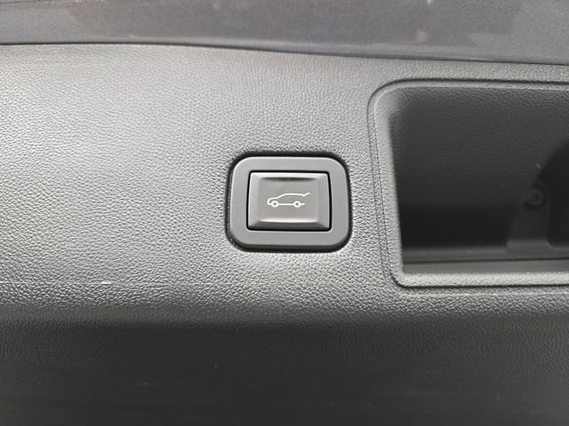 Used 2019 GMC Terrain SLE w/ Driver Convenience Package image 38