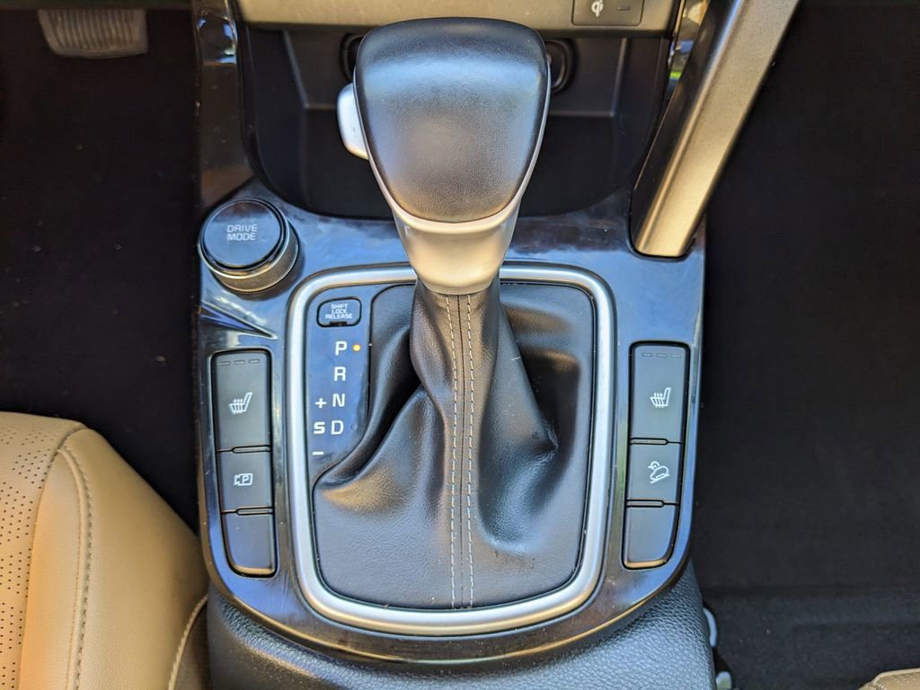 Used 2024 Kia Seltos EX FWD image 11
