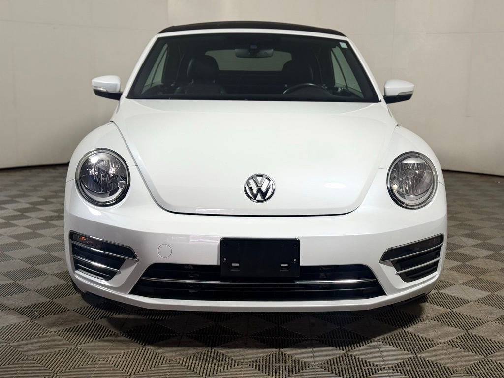 Used 2019 Volkswagen Beetle 2.0T SE FWD image 10