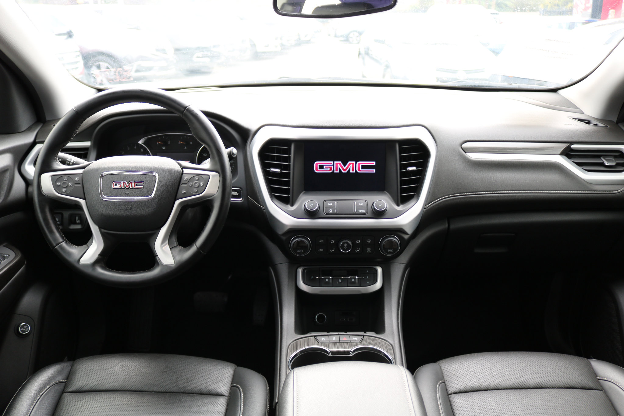 Used 2023 GMC Acadia SLT image 23