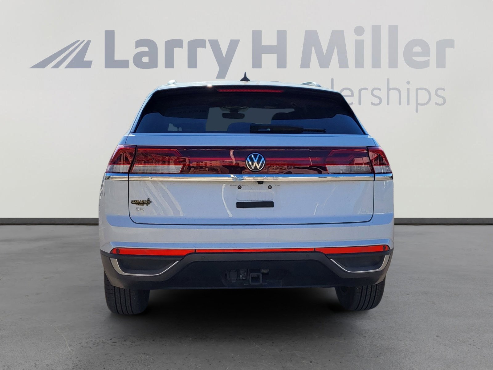 Used 2024 Volkswagen Atlas Cross Sport SE image 4