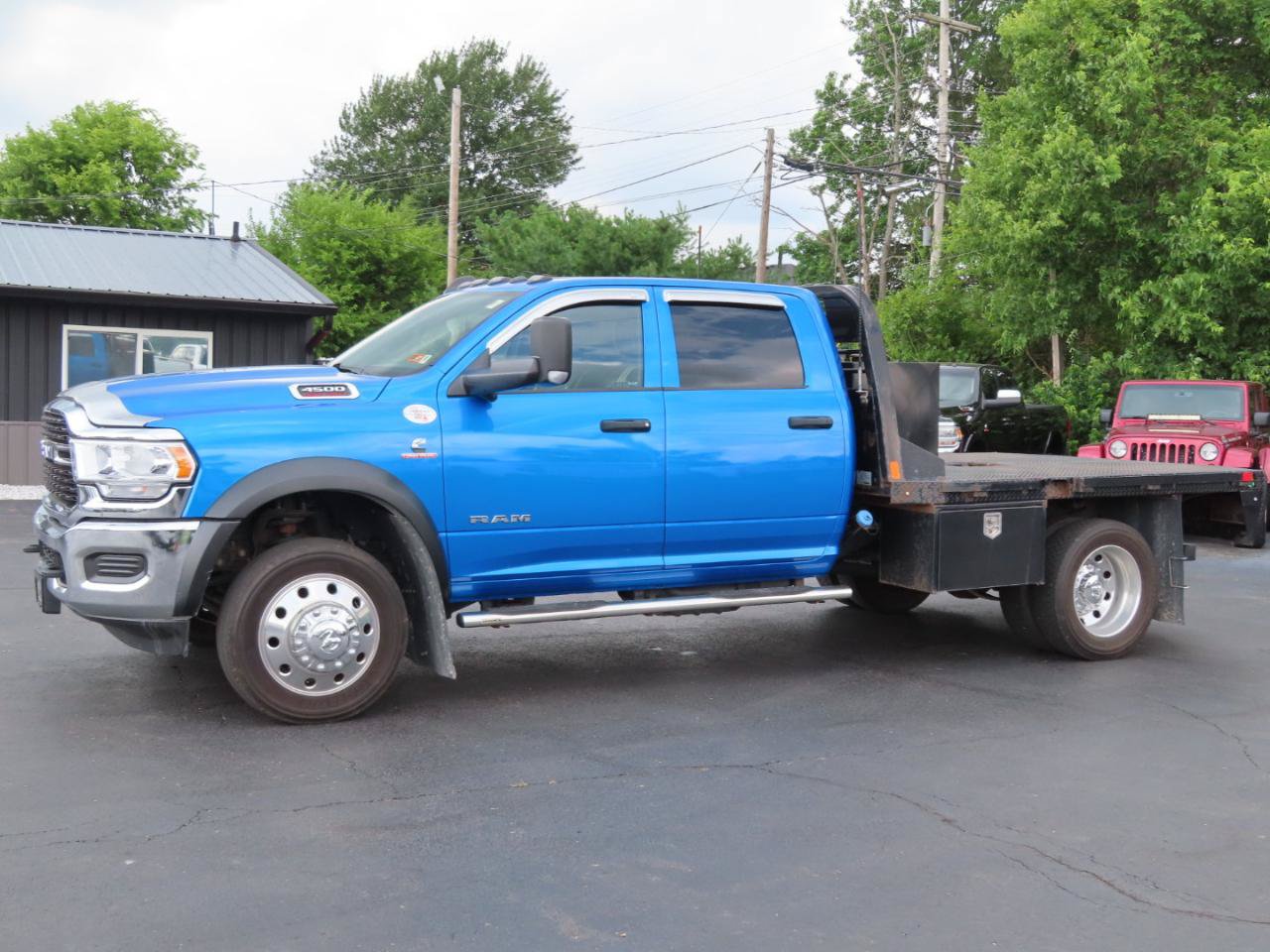 Used 2022 RAM 4500 Tradesman w/ Towing Technology Group AWD/4WD image 2