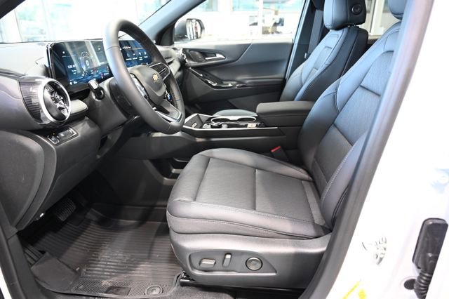 New 2026 Chevrolet Equinox LT FWD image 9
