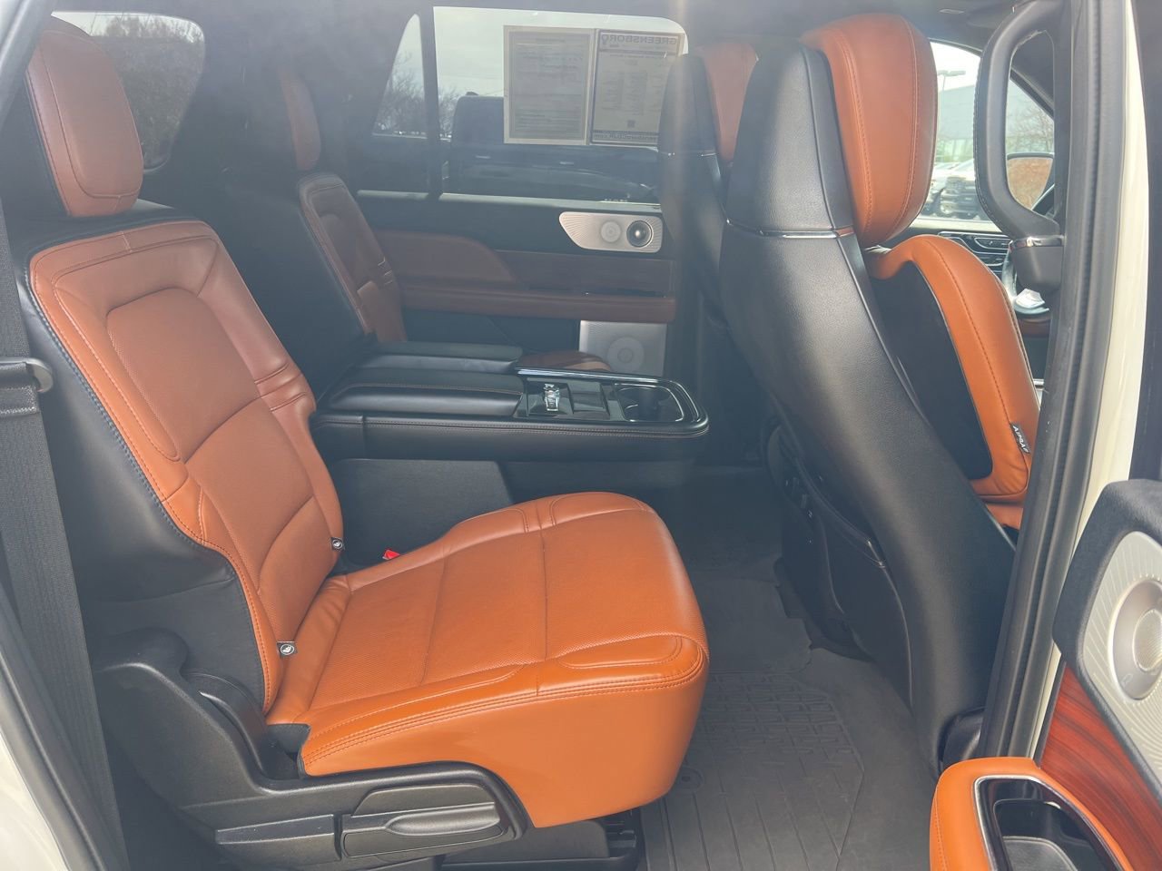 Used 2020 Lincoln Navigator L Reserve w/ Luxury Package image 28