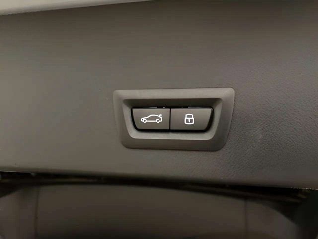 Used 2025 BMW X3 xDrive30i AWD/4WD image 10