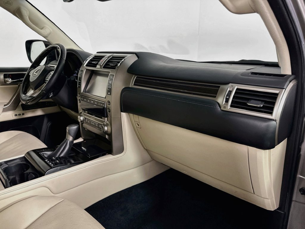 Used 2020 Lexus GX 460 Premium AWD/4WD image 31