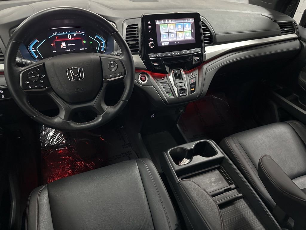 Used 2023 Honda Odyssey Sport image 12