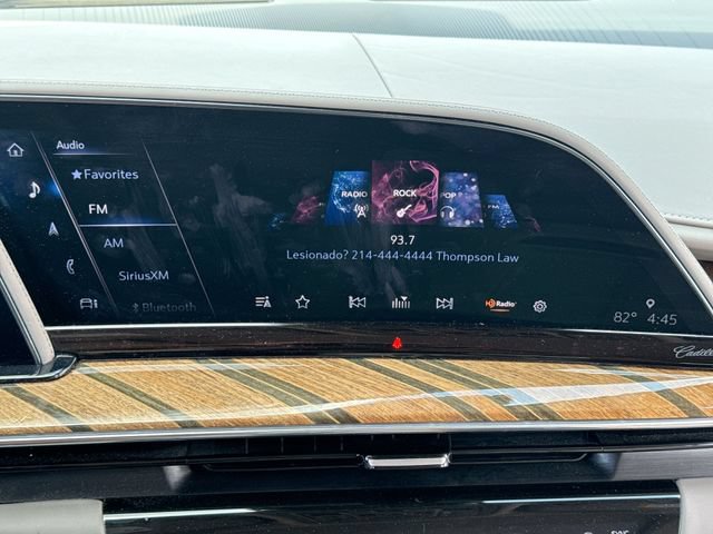 Used 2021 Cadillac Escalade Premium Luxury Platinum AWD/4WD image 16