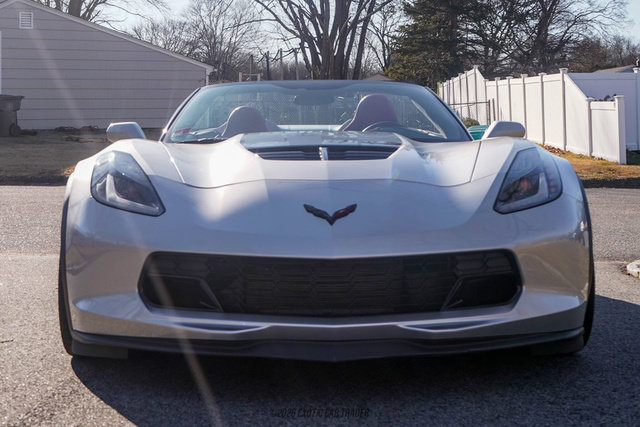 Used 2015 Chevrolet Corvette Z06 w/ 3LZ Preferred Equipment Group RWD image 13