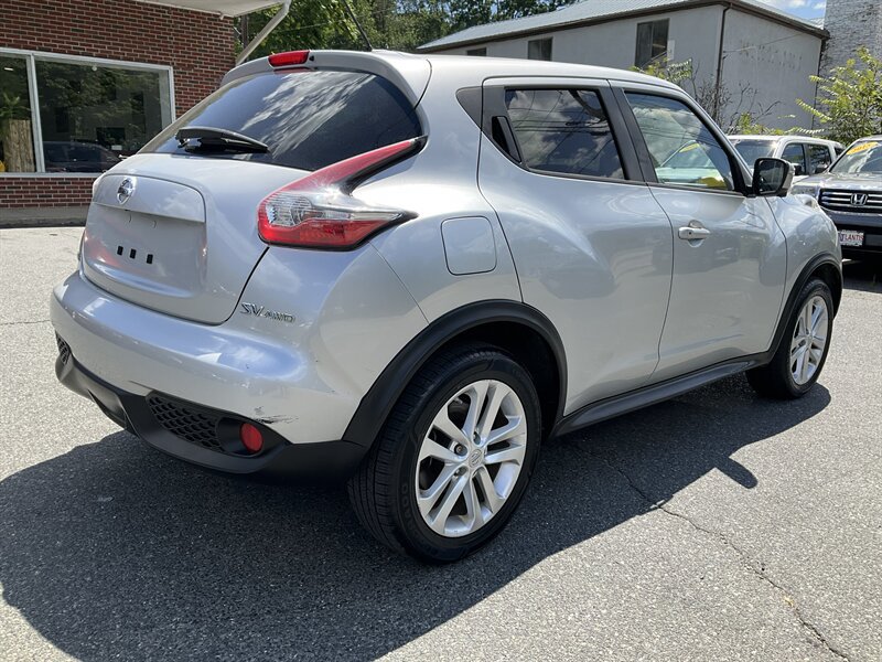 Used 2016 Nissan Juke SV w/ Technology Package AWD/4WD image 5