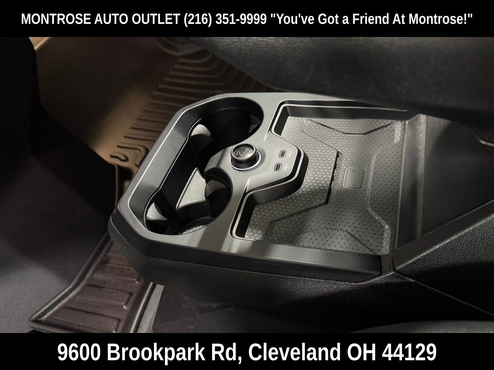 Used 2022 BMW iX xDrive50 w/ Convenience Package image 23