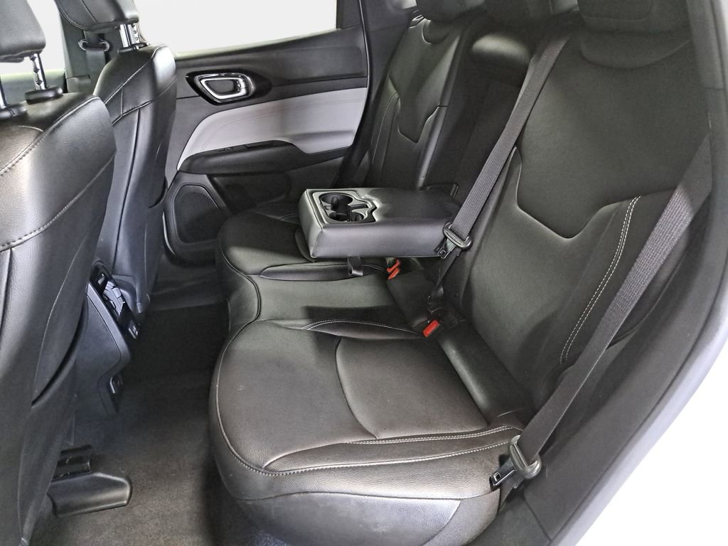 Certified 2025 Jeep Compass Limited AWD/4WD image 14