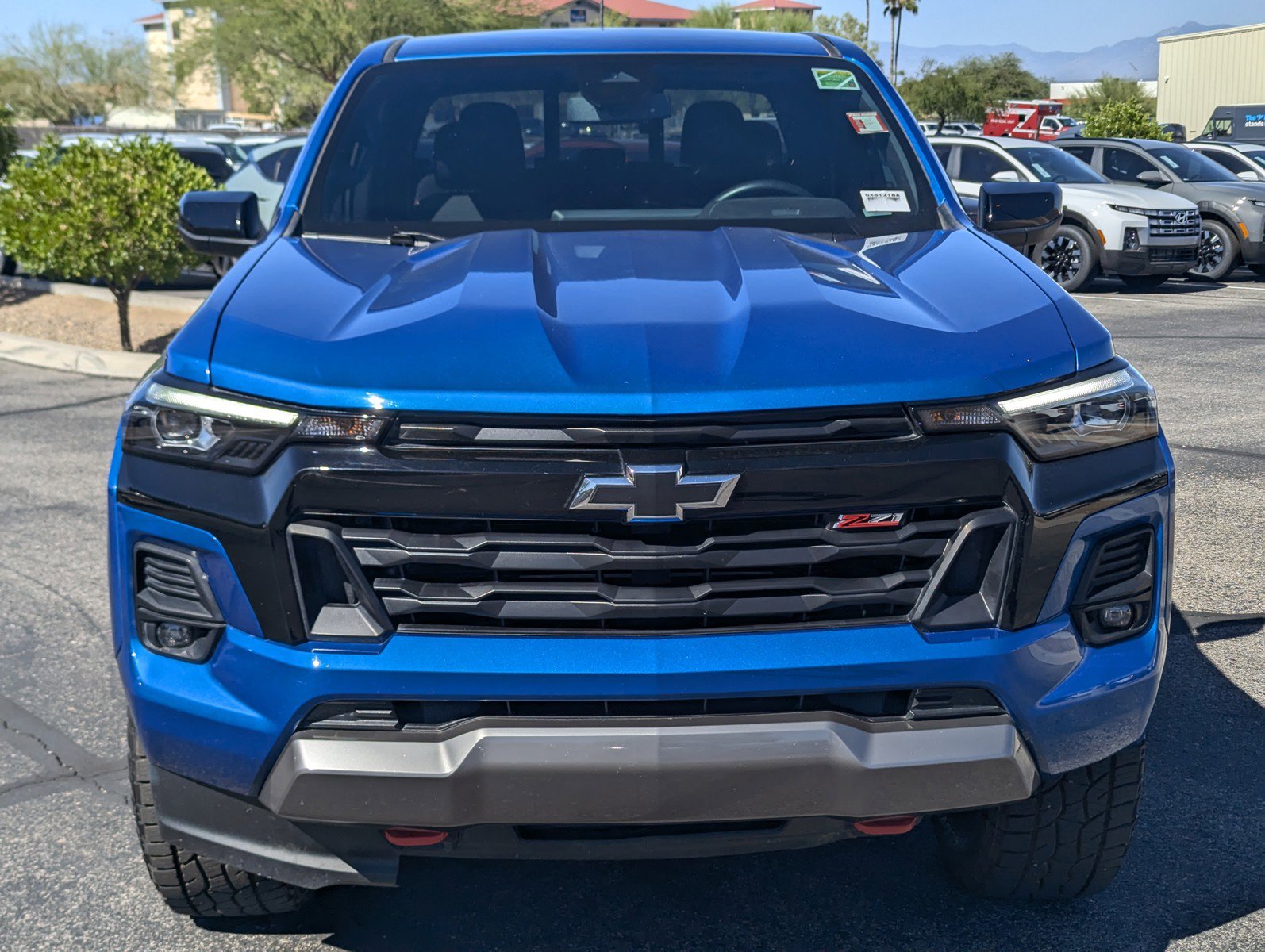 Used 2023 Chevrolet Colorado Z71 w/ Z71 Convenience Package 2 AWD/4WD image 6