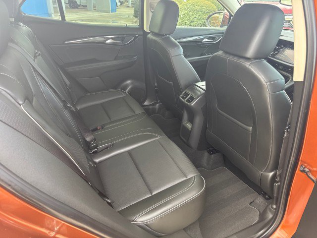 Used 2022 Buick Envision Essence w/ Safety Package image 16